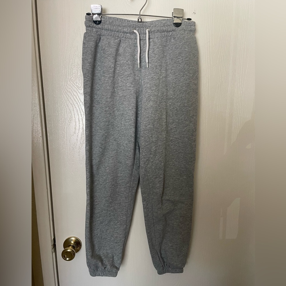 Old Navy || Gray Sweatpants